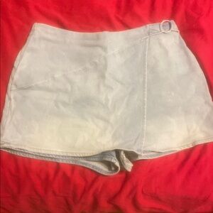 Light Wash Denim Mini Skirt Shorts | SO | Size 9/29W | Y2K O-Ring Detail